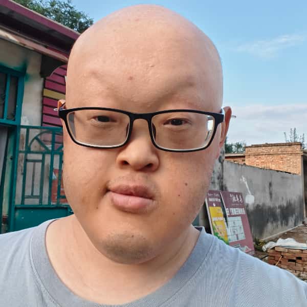山东27岁单身帅哥真诚找对象-西湖征婚相亲网